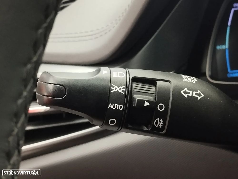 Hyundai Ioniq 1.6 GDI PHEV Tech - 25