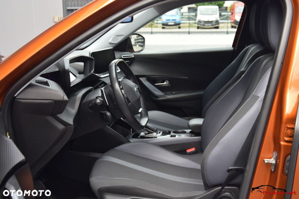 Peugeot 2008 - 17