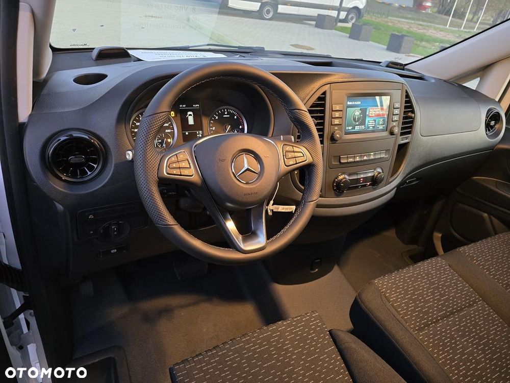 Mercedes-Benz Vito - 10