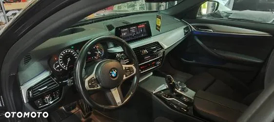 BMW Seria 5 520d xDrive M Sport sport - 13