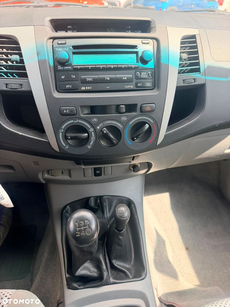Toyota Hilux 4x4 Double Cab DPF Comfort - 20