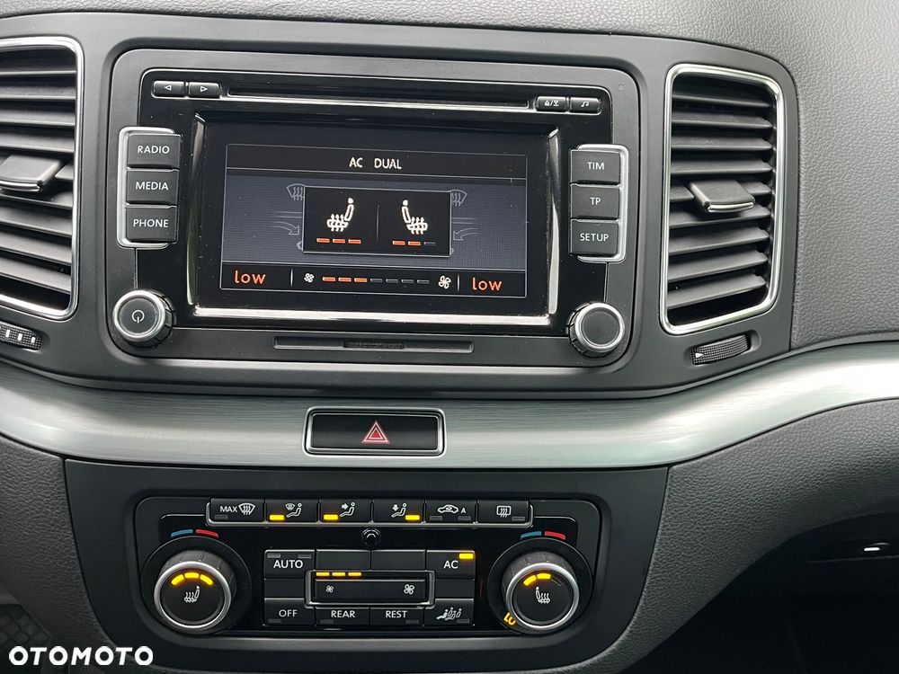 Volkswagen Sharan - 25
