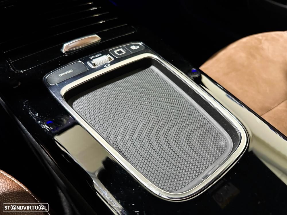 Mercedes-Benz CLA 200 7G-DCT AMG Line Advanced Plus — fotografia 50