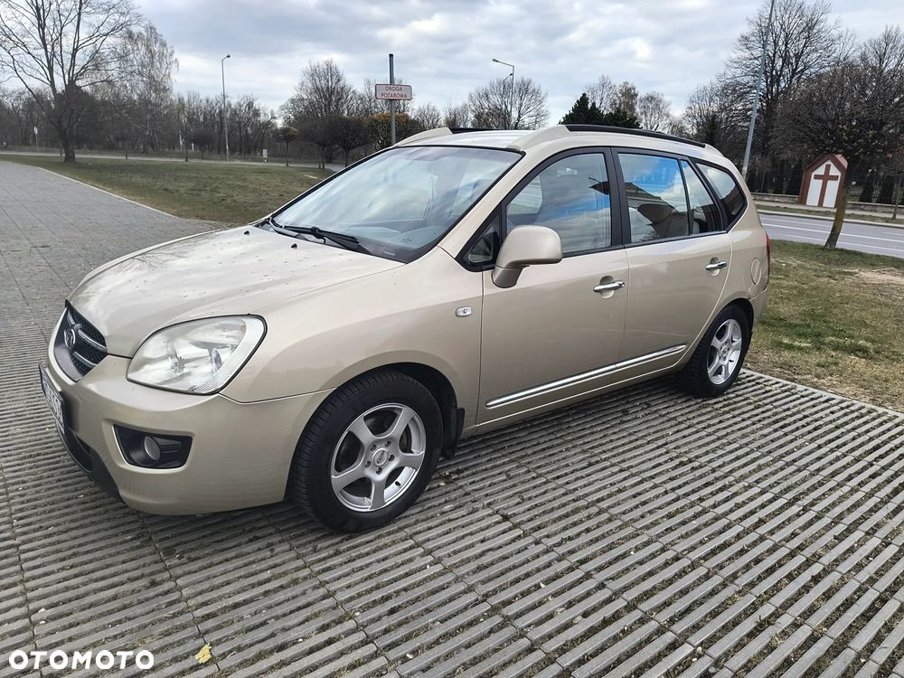 Kia Carens 2.0 CRDi Voyage - 3