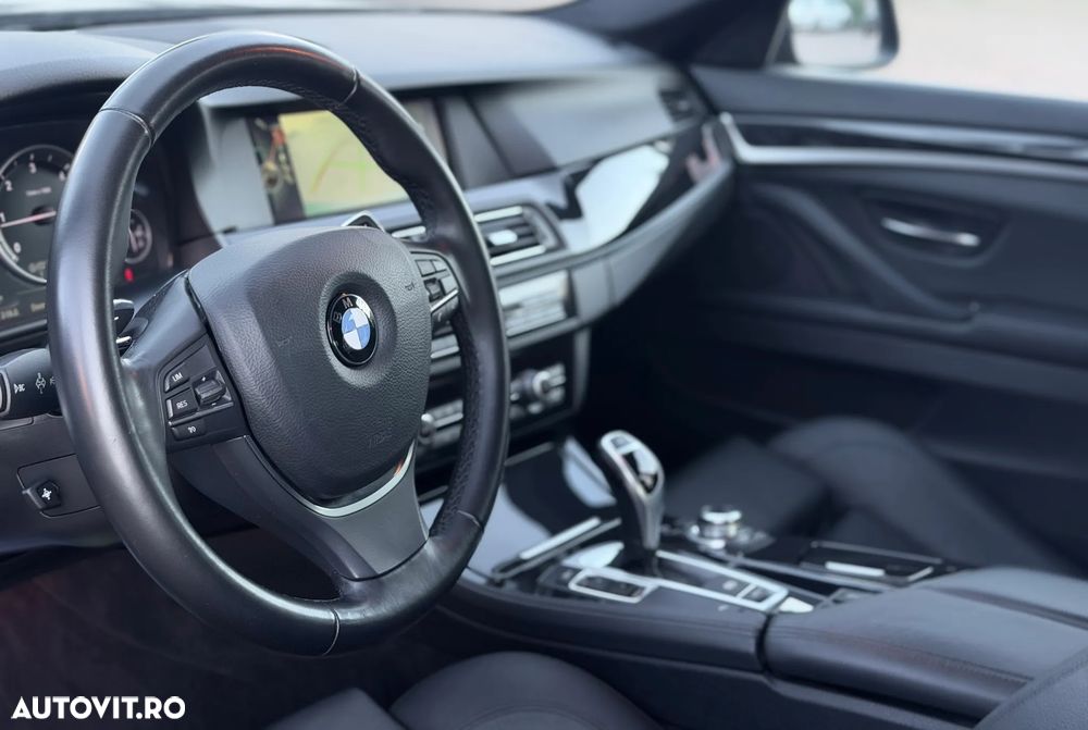 BMW Seria 5 520d Aut. - 25