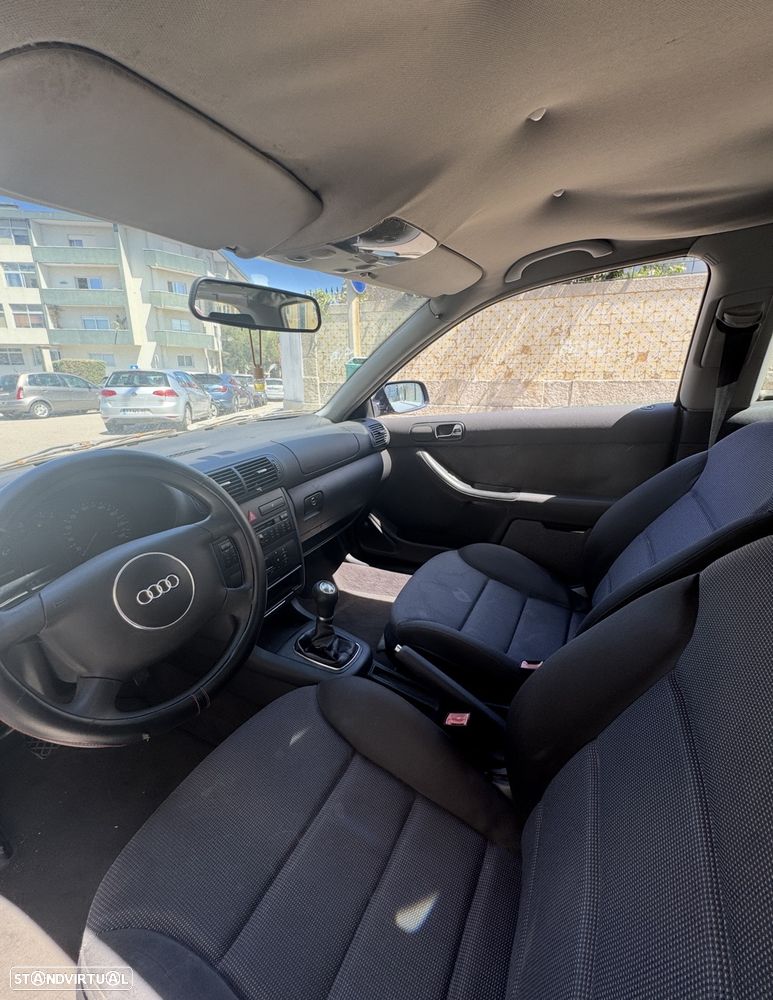 Audi A3 1.6 Attraction - 10