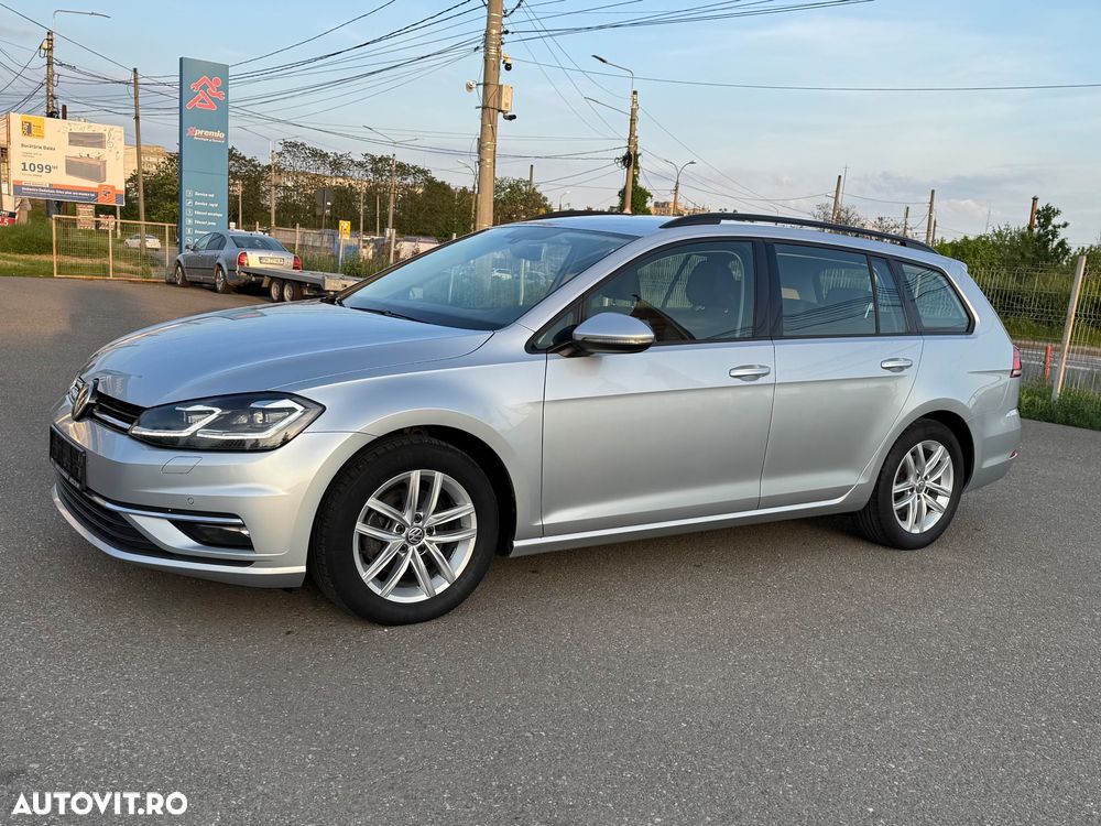 Volkswagen Golf 2.0 TDI SCR DSG Comfortline - 13