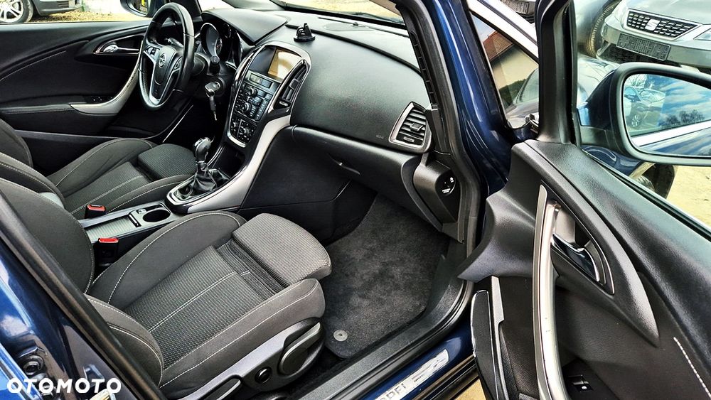 Opel Astra 1.4 Turbo Innovation - 37