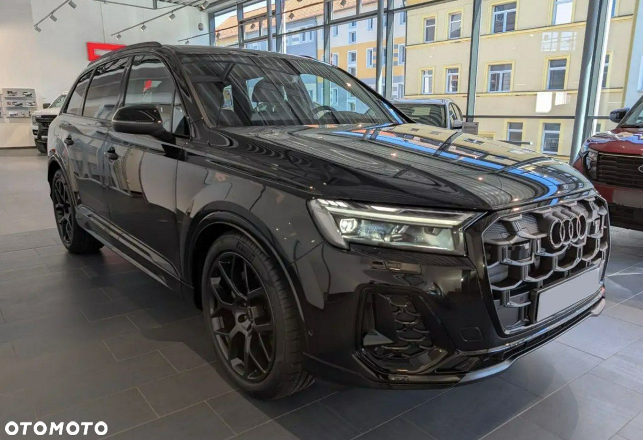 Audi Q7 - 1