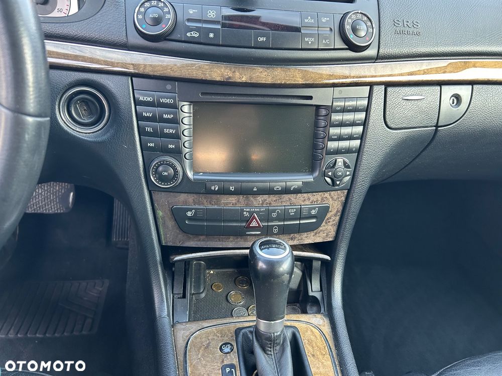 Mercedes-Benz Klasa E - 12