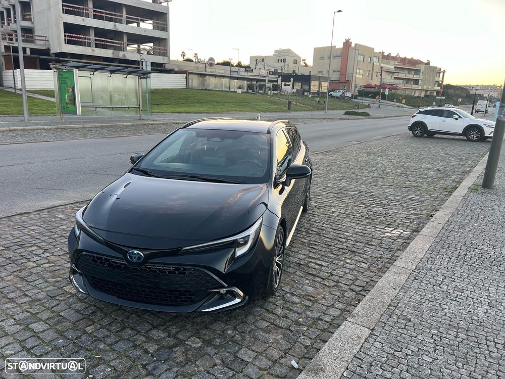 Toyota Corolla Touring Sports 1.8 Hybrid Comfort Plus - 4