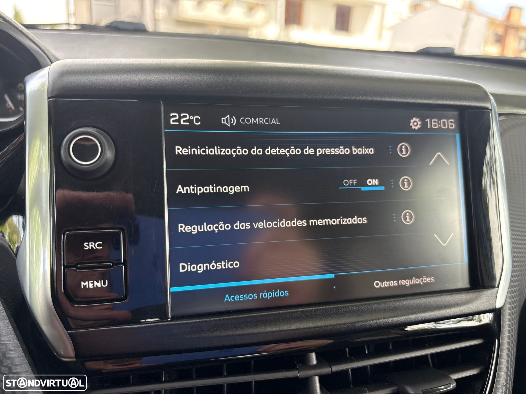 Peugeot 208 1.2 PureTech Style - 23