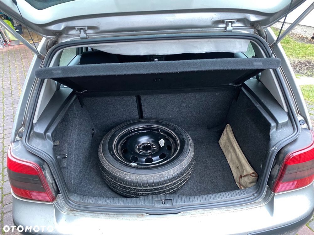 Volkswagen Golf 1.6 Basis - 14