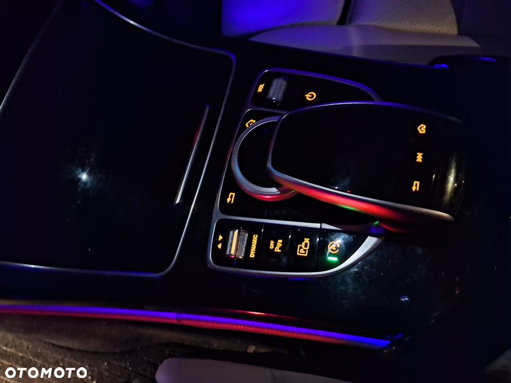 Mercedes-Benz Klasa C 200 9G-TRONIC Avantgarde - 11