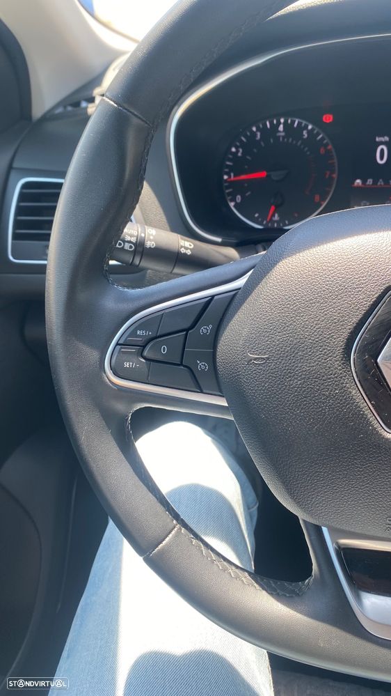 Renault Mégane Sport Tourer 1.3 TCe Limited - 27