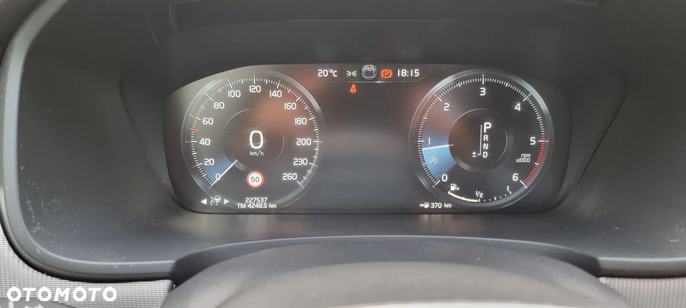 Volvo V90 Cross Country B5 D AWD Ultimate - 19