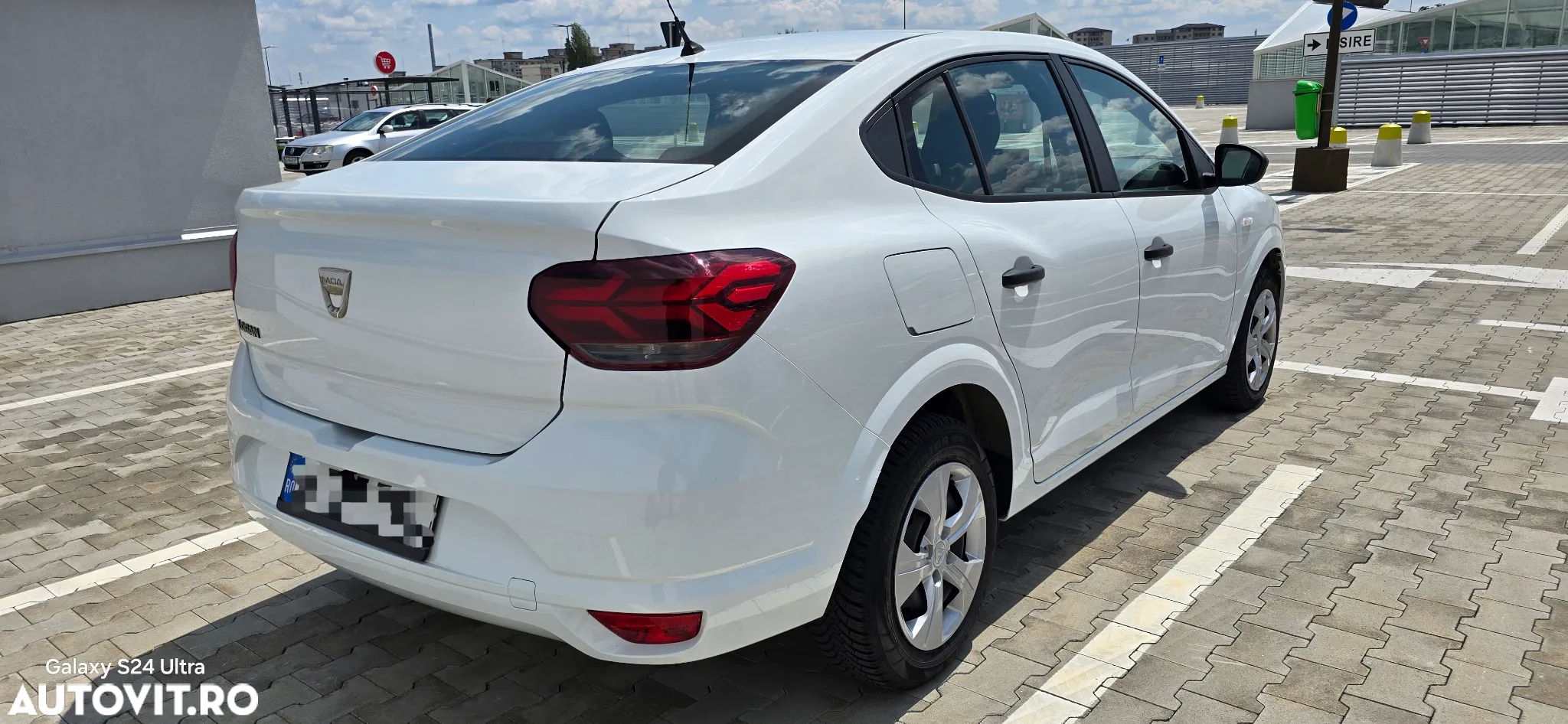 Dacia Logan ECO-G 100 Essential - 4
