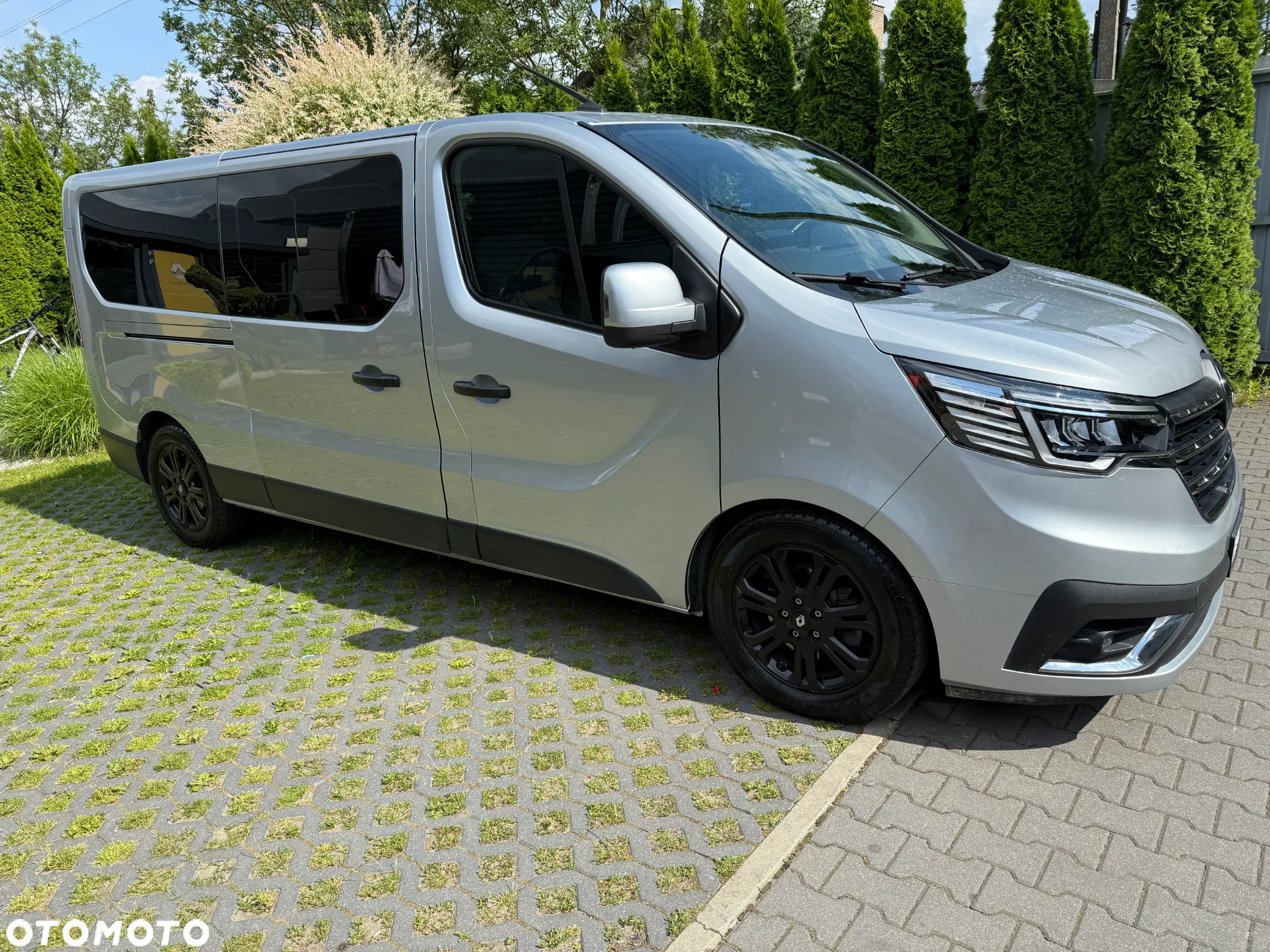 Renault Trafic 2.0 dCi L2H1 HD Extra (bryg.) - 3