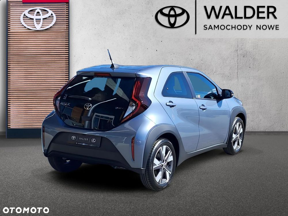 Toyota Aygo X Hybrid 1.5 Comfort e-CVT - 5