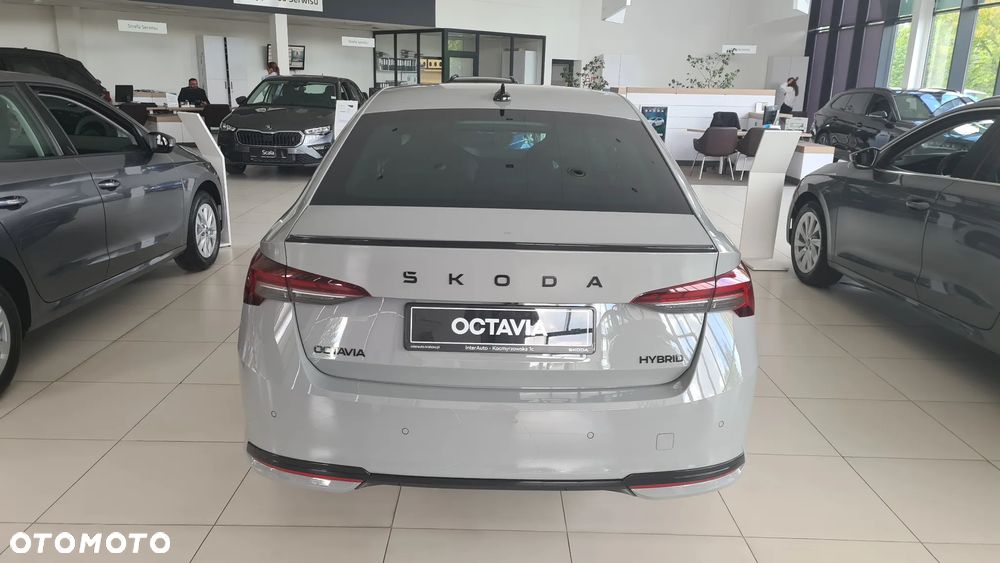 Skoda Octavia 1.5 TSI e-Tec Sportline DSG - 5