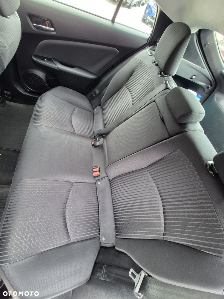Toyota Prius (Hybrid) Comfort - 7
