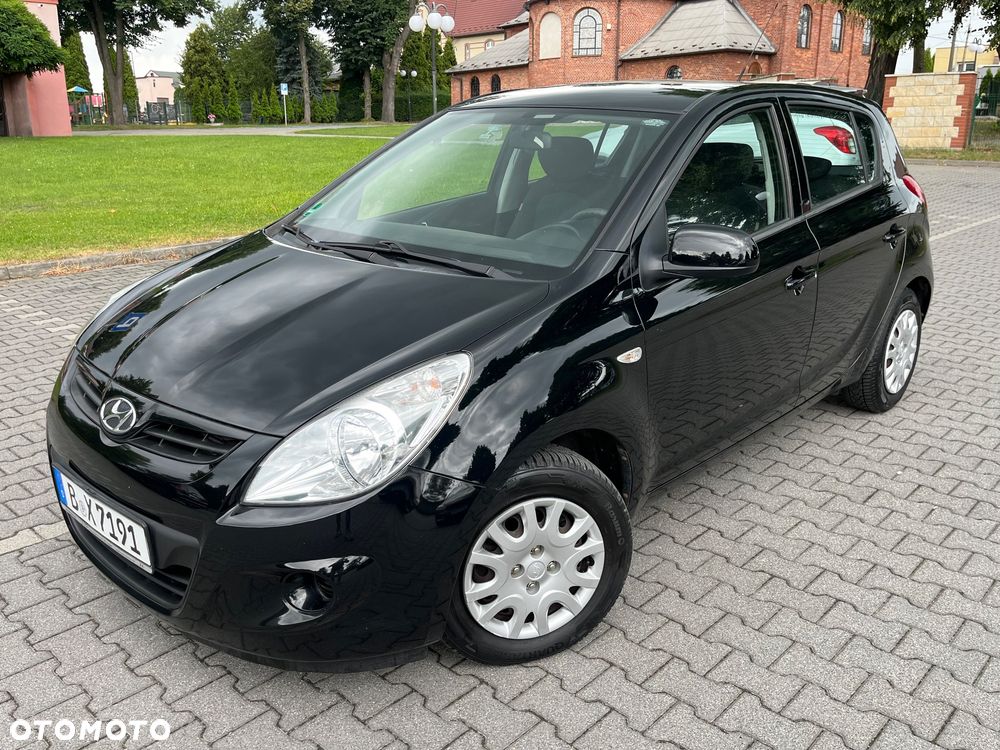 Hyundai i20 1.2 FIFA WM Edition - 9