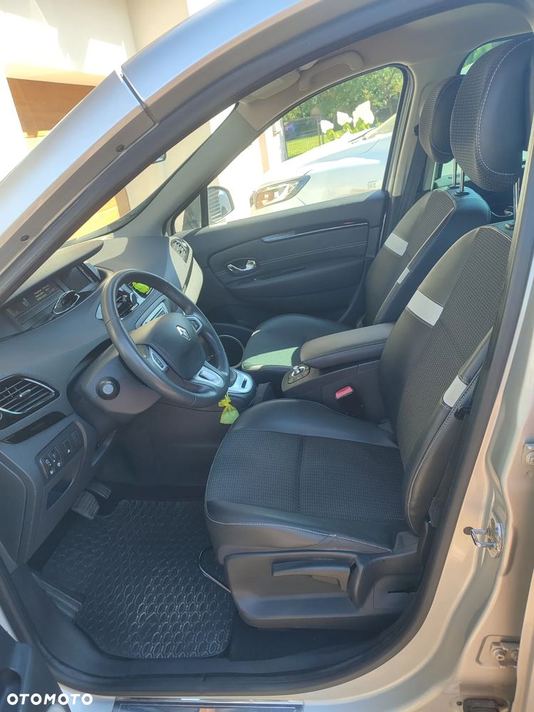 Renault Scenic 1.5 dCi Dynamique EDC - 15