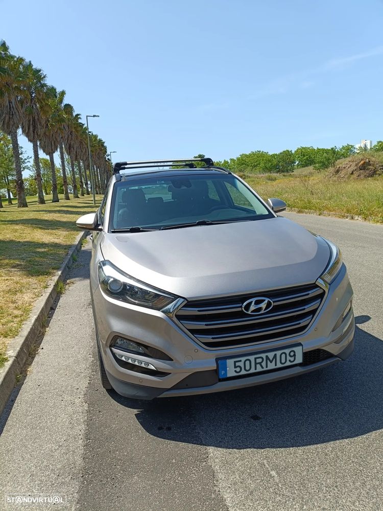 Hyundai Tucson 1.7 CRDi Premium DCT - 1