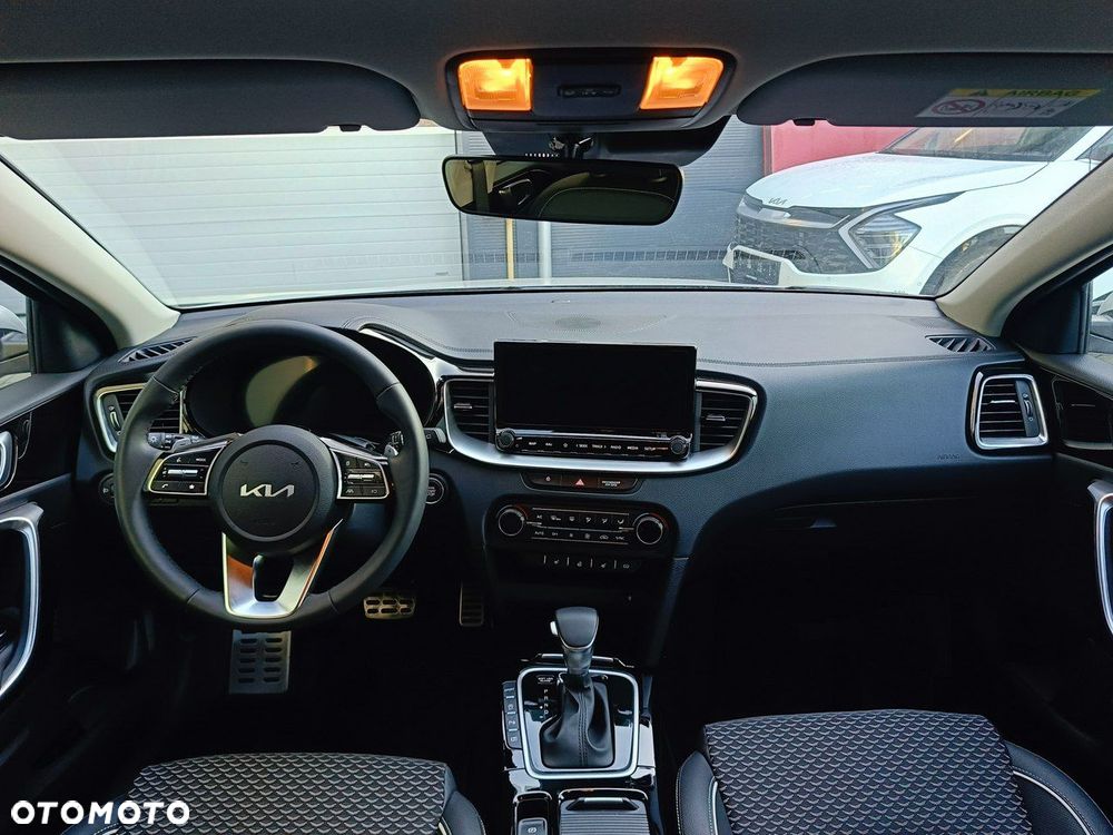 Kia Ceed - 17