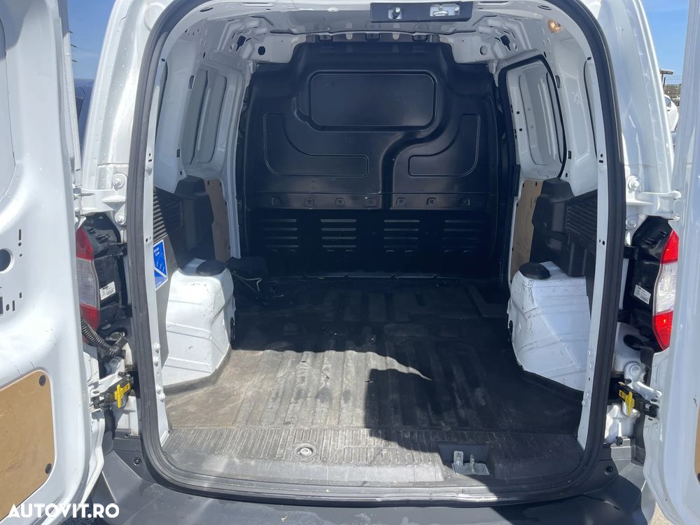 Ford Courier - 20