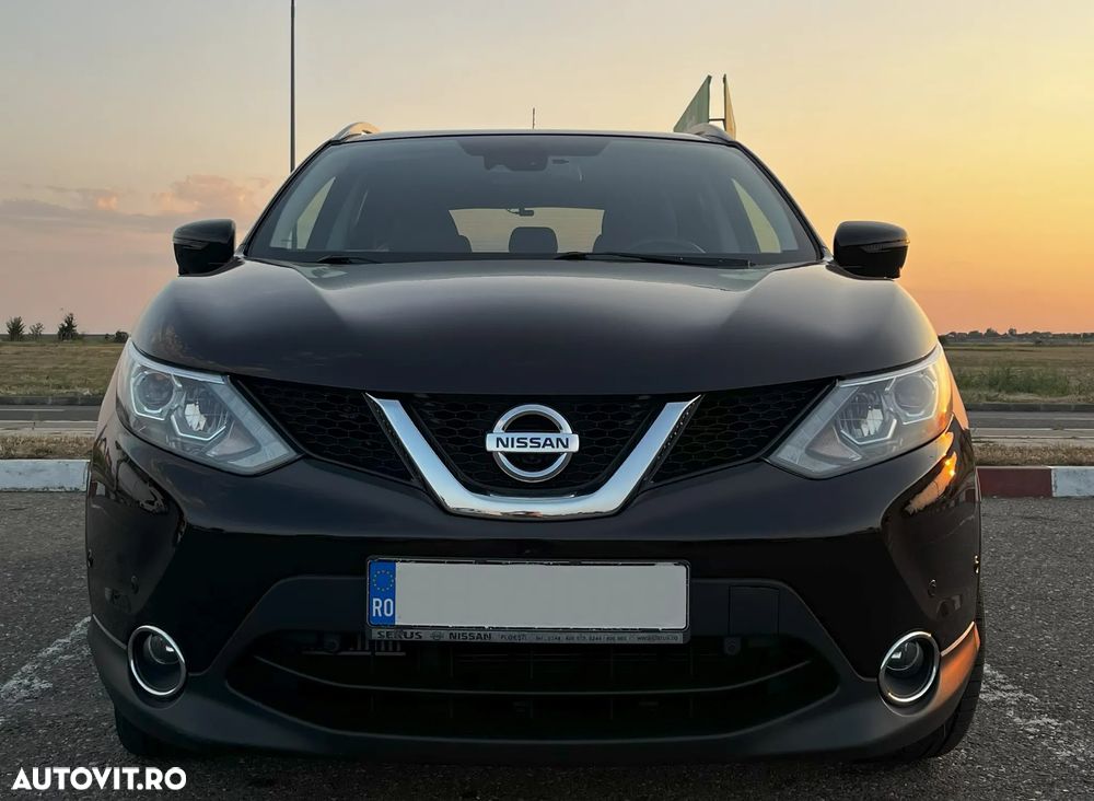 Nissan Qashqai 1.6L dCi Start/Stop 4X4-i Tekna - 2