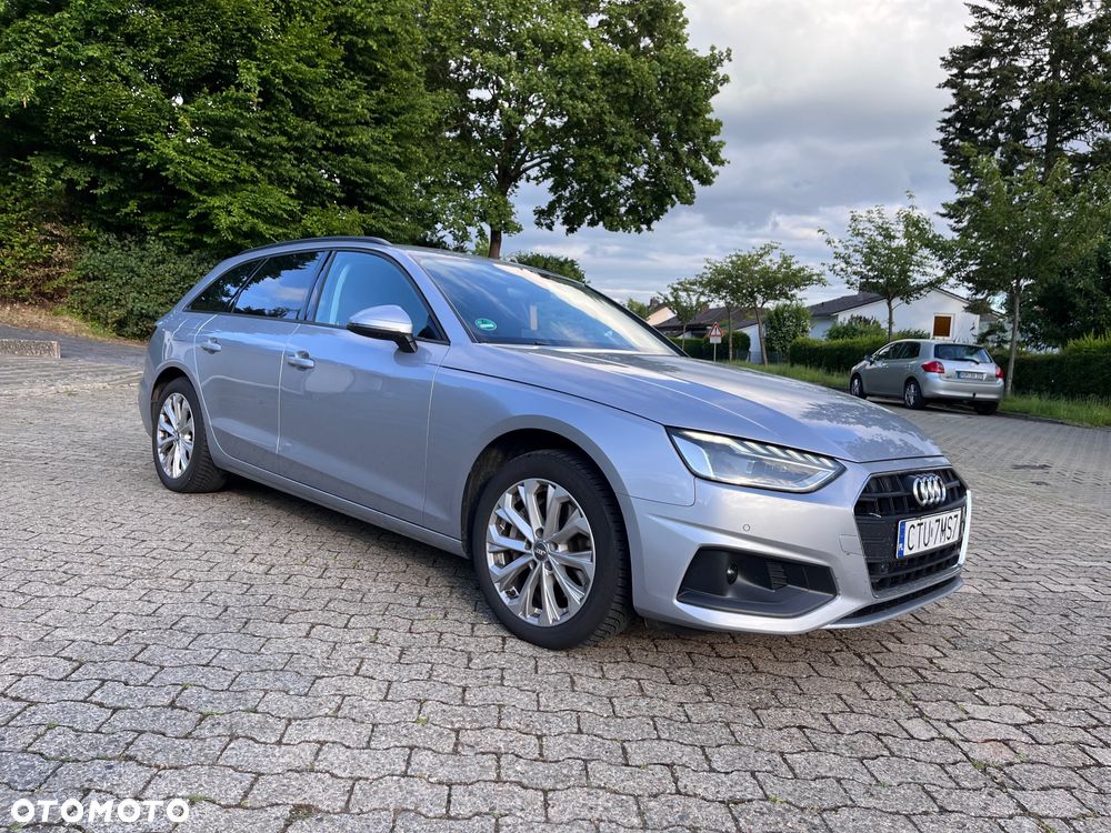 Audi A4 Avant 40 TDI S tronic - 9