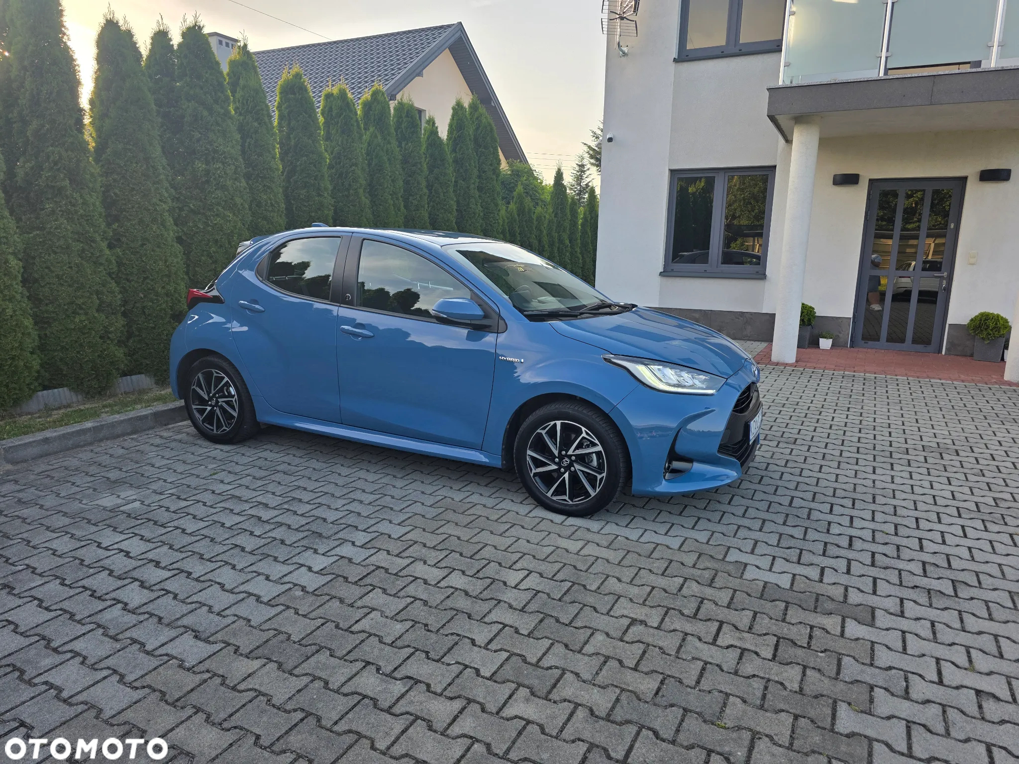 Toyota Yaris Hybrid 1.5 VVT-i Team Deutschland - 5