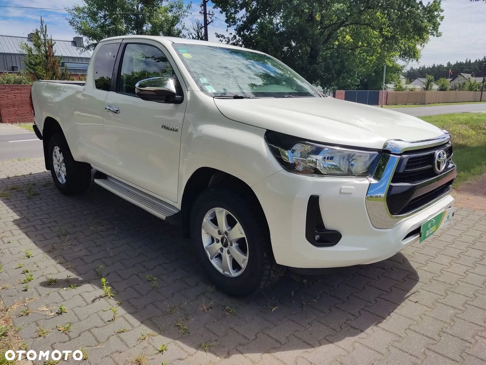 Toyota Hilux - 14