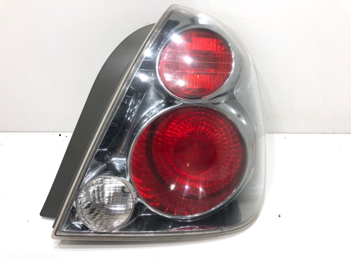 LAMPA PRAWY TYŁ - 260.00 PLN - NISSAN ALTIMA (L31) 2001 - 2007 2.5 130 kW [177 KM] benzyna 2001 - - 1