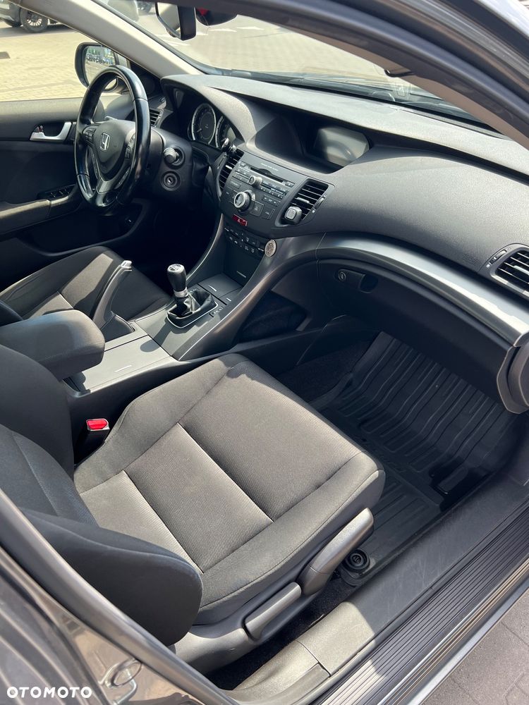 Honda Accord 2.0 Lifestyle - 15