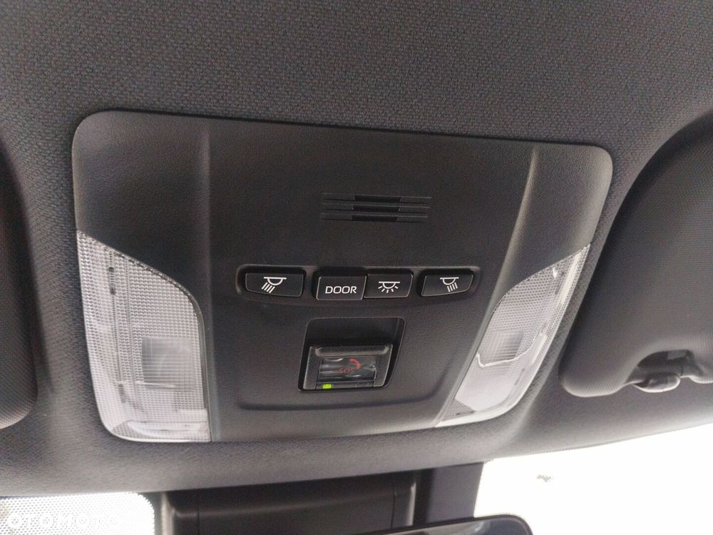 Toyota Corolla 1.8 Hybrid Comfort - 22