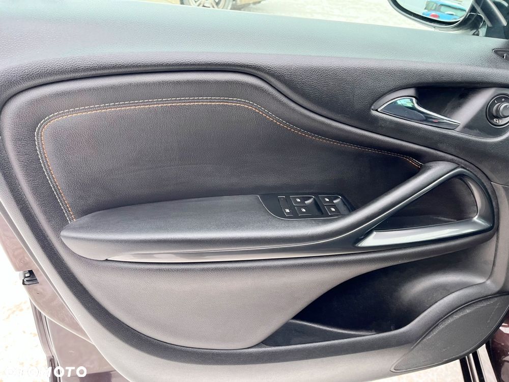Opel Zafira 1.6 CDTI Cosmo - 9