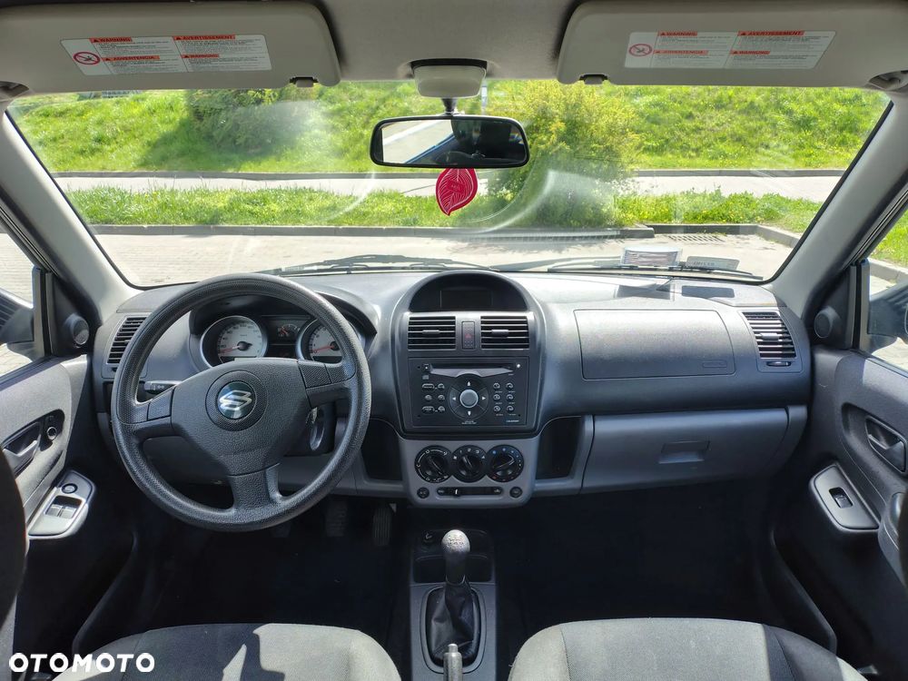 Suzuki Ignis - 28