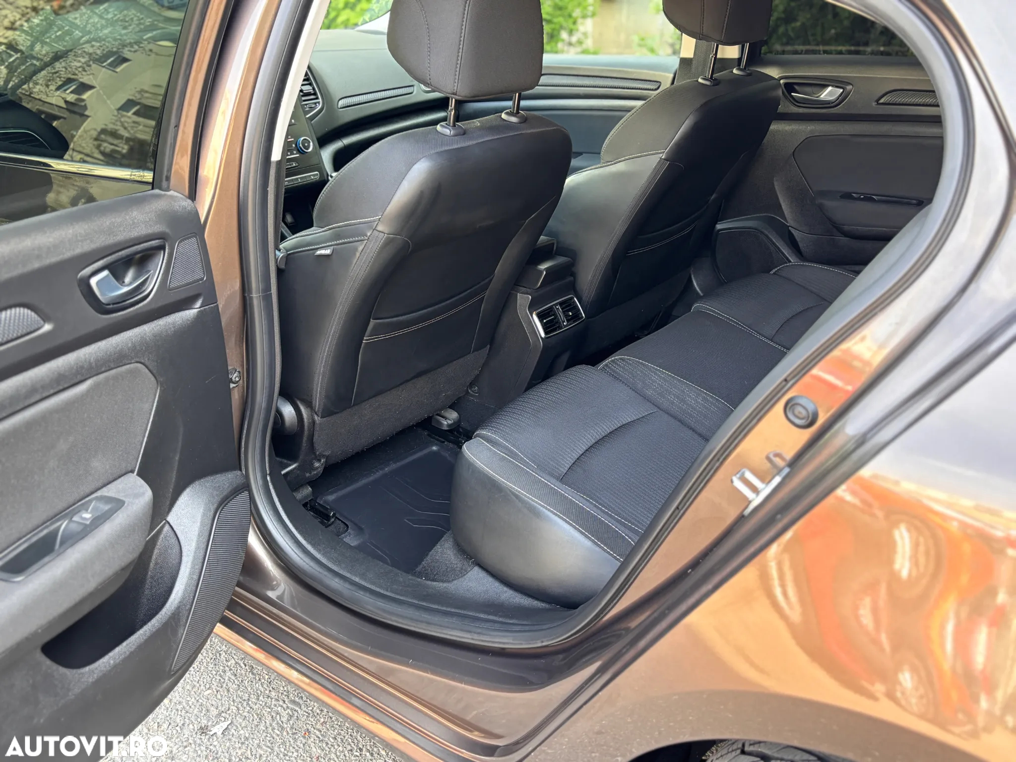 Renault Megane - 11