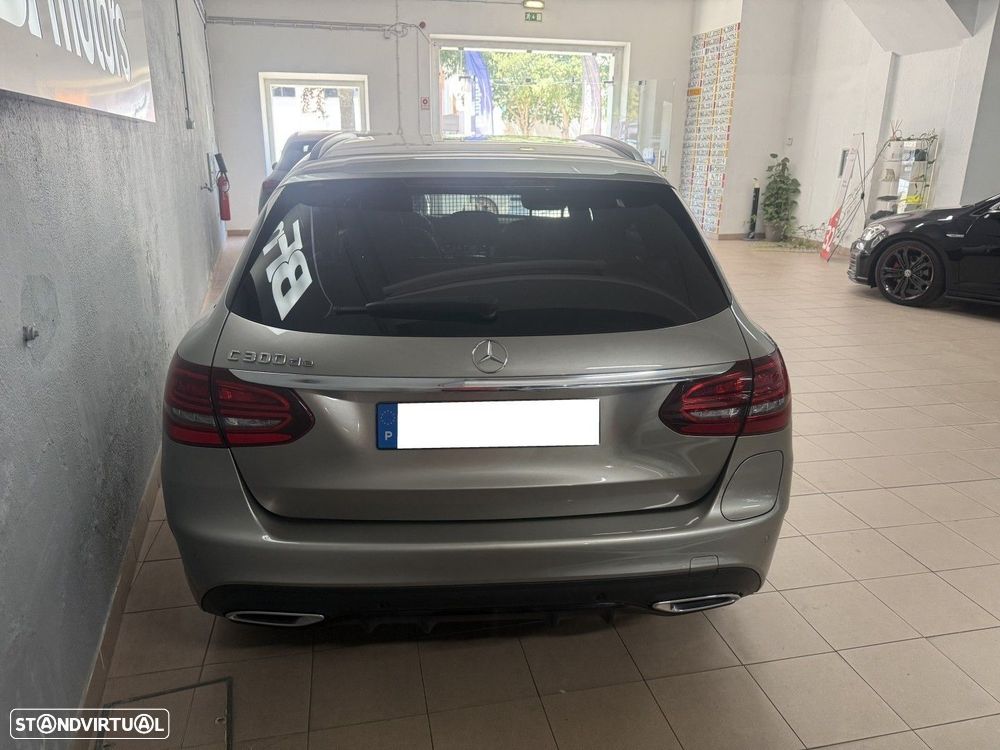 Mercedes-Benz C 300 de AMG Line - 6