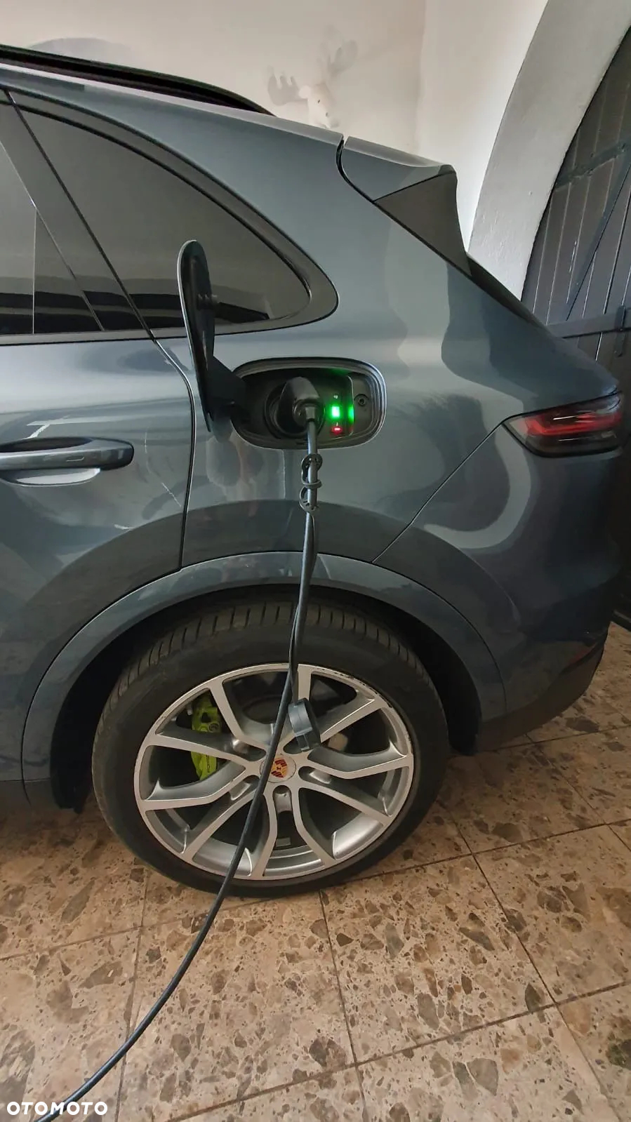 Porsche Cayenne E-Hybrid - 7