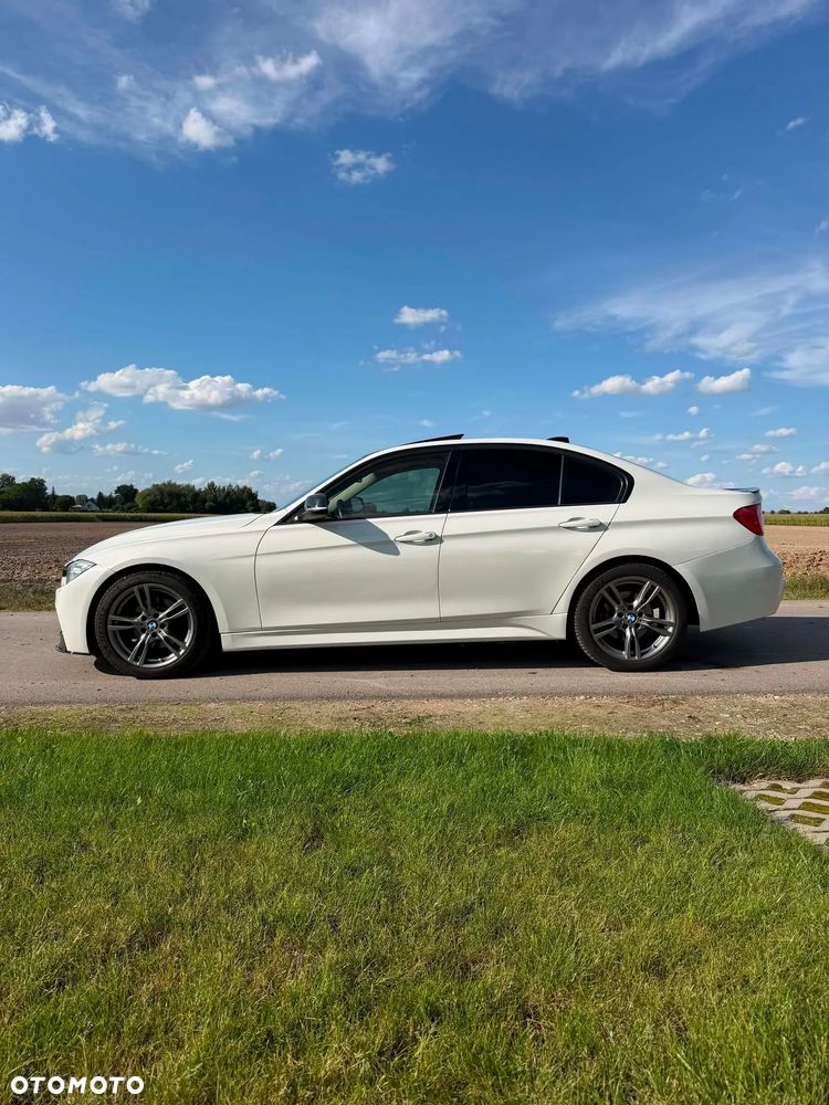 BMW Seria 3 328i - 4