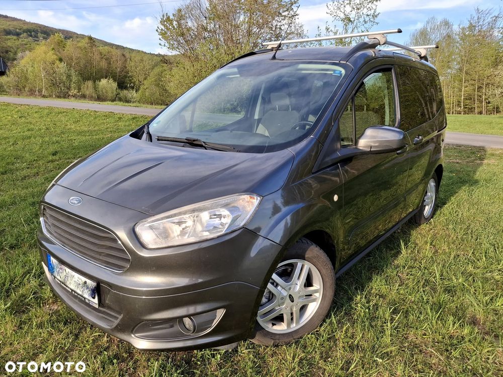 Ford Tourneo Courier 1.0 EcoBoost Titanium - 4