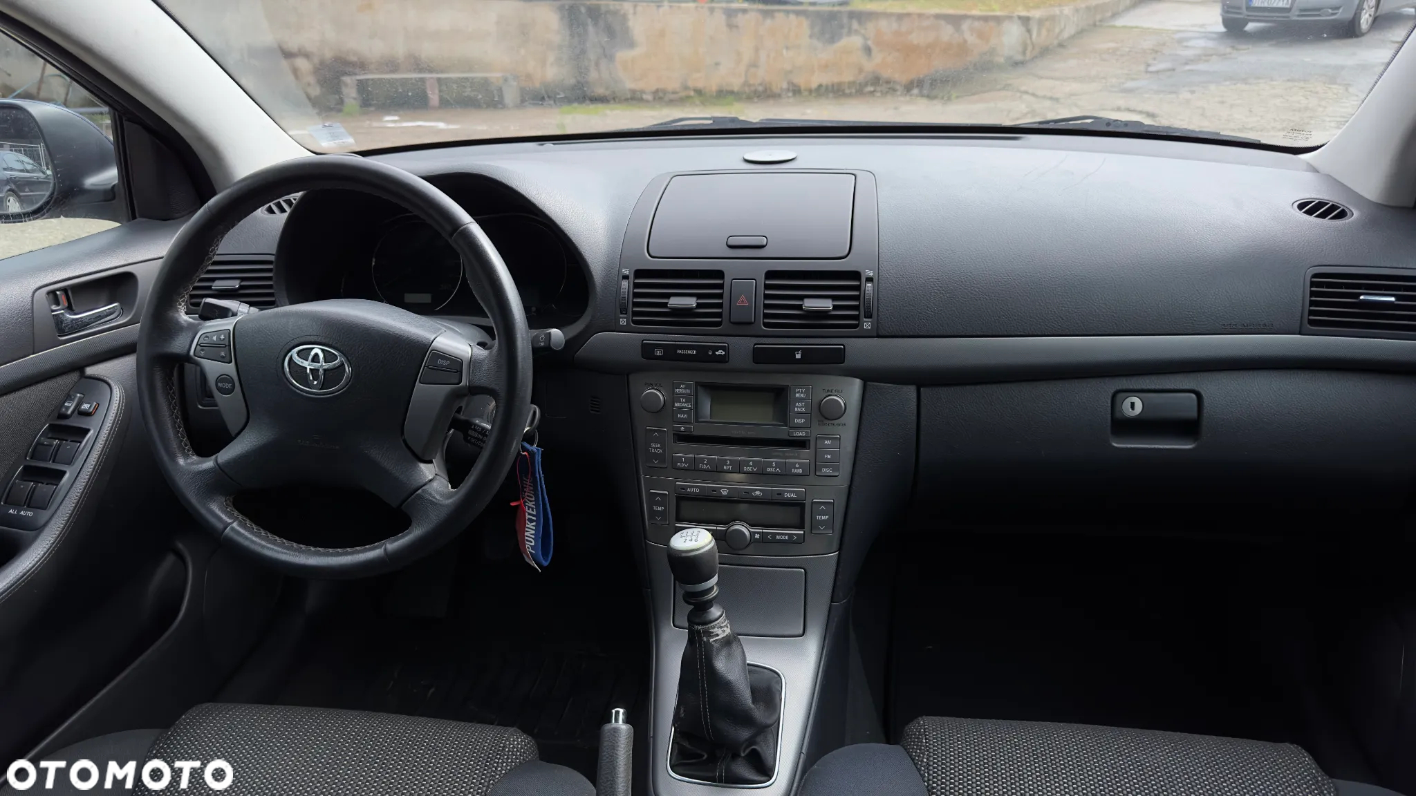 Toyota Avensis 2.2 D-4D Prestige - 7