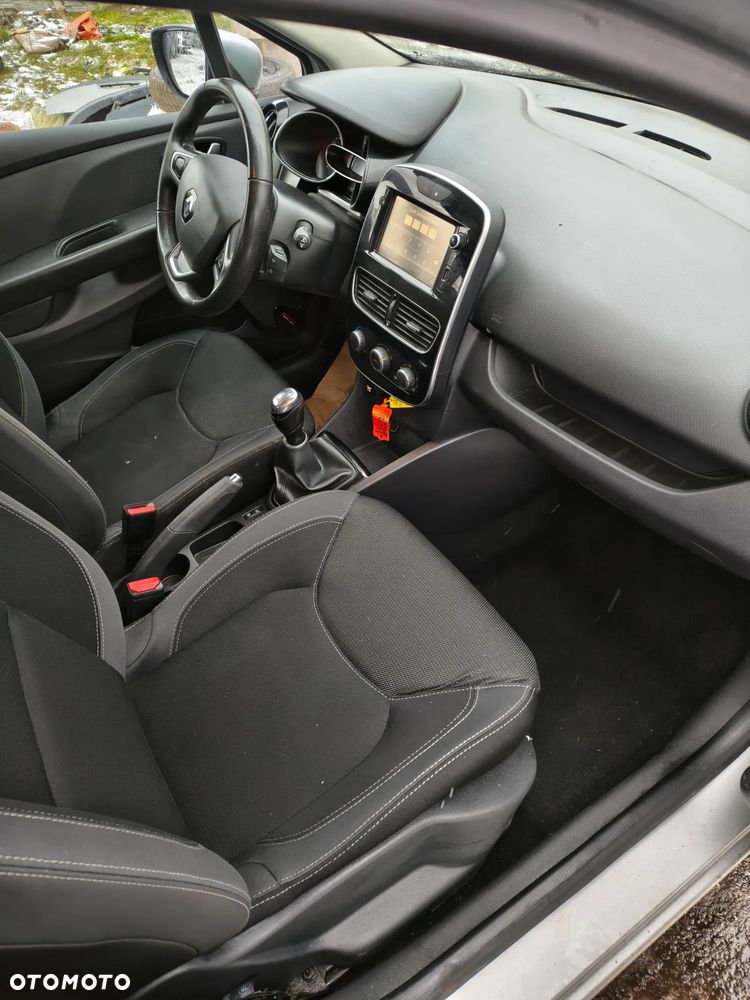 Renault Clio dCi 90 Dynamique - 10