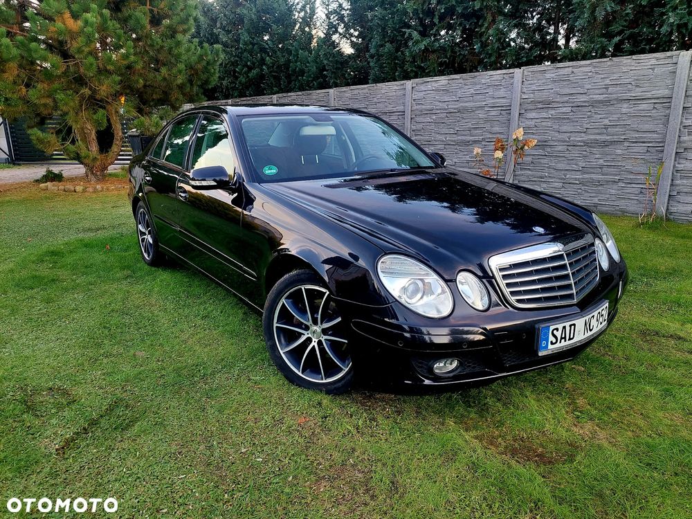 Mercedes-Benz Klasa E 200 CDI Classic - 1