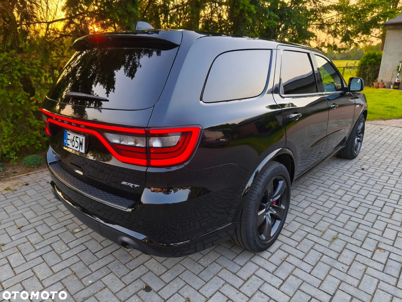 Dodge Durango 6.4 SRT - 29