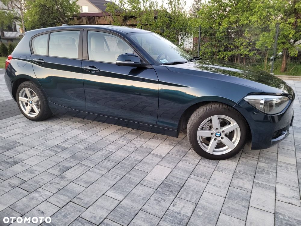 BMW Seria 1 116d EfficientDynamics Sport Line - 3