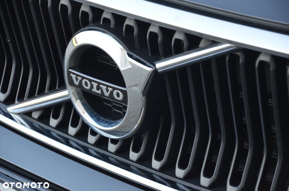 Volvo XC 40 T3 Momentum - 35